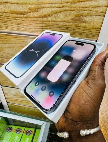 iPhone 14 Pro - Bleu Minuit