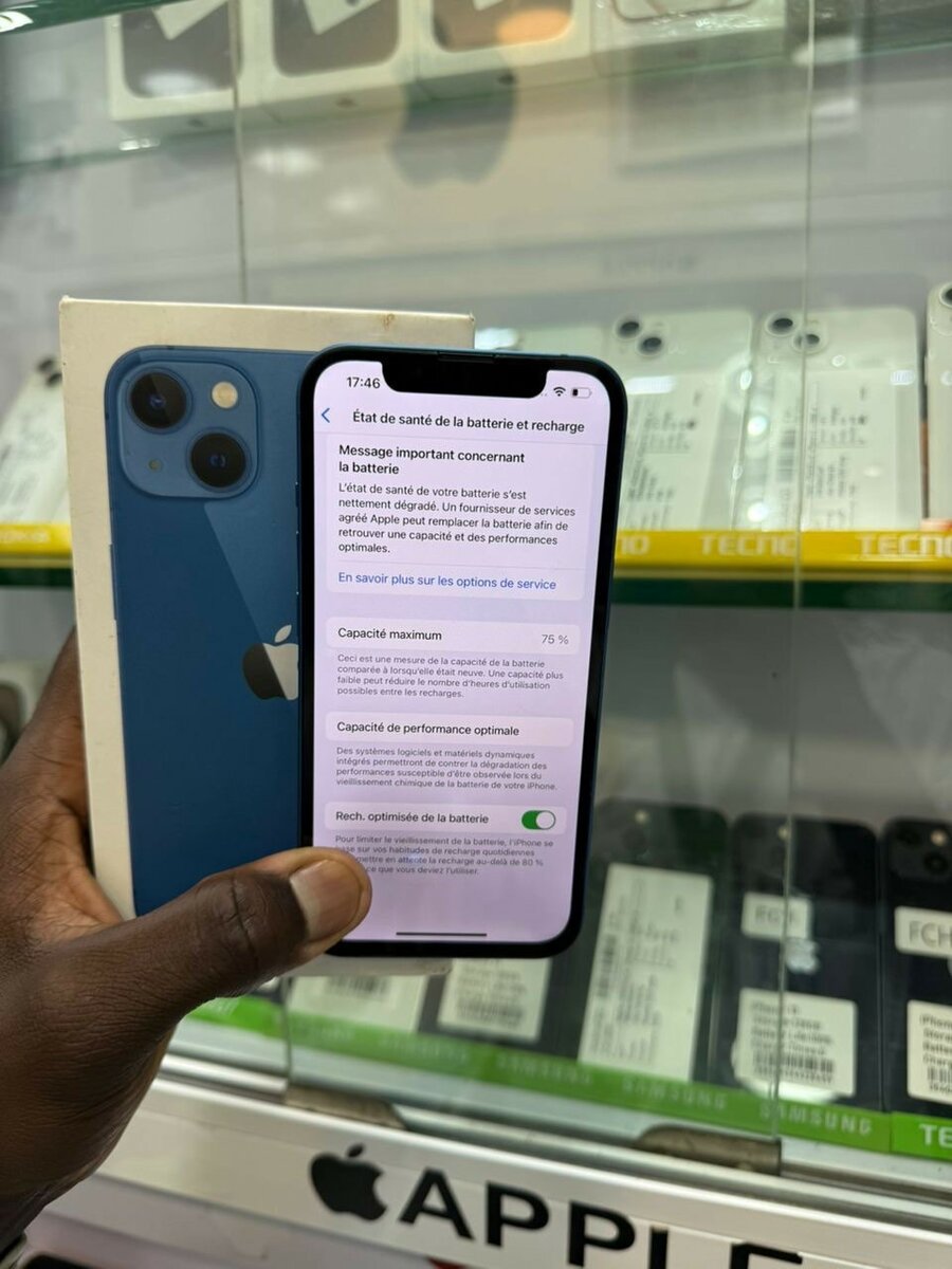 iPhone 13 simple 128giga casineuf avec carton et garantie