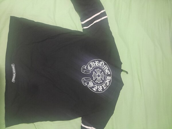 Sweat-shirt noir unisexe