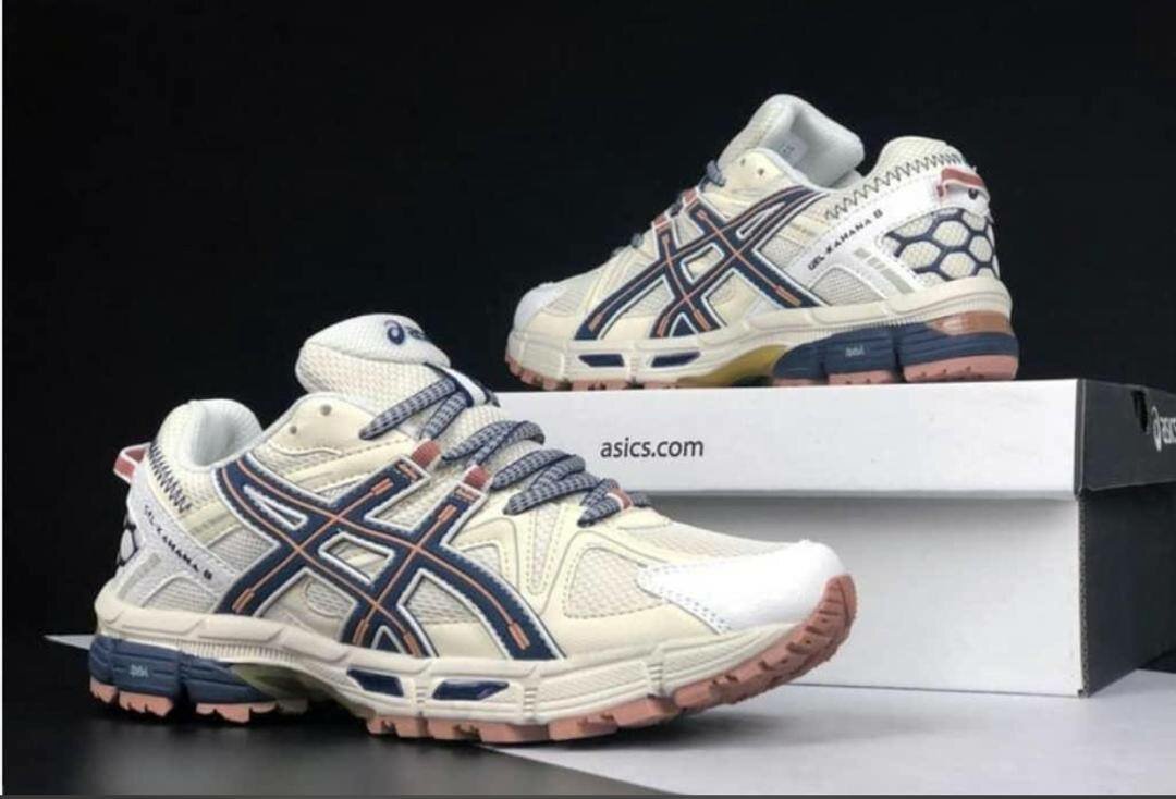 Chaussure acis Kahana 8 ( original dans carton )