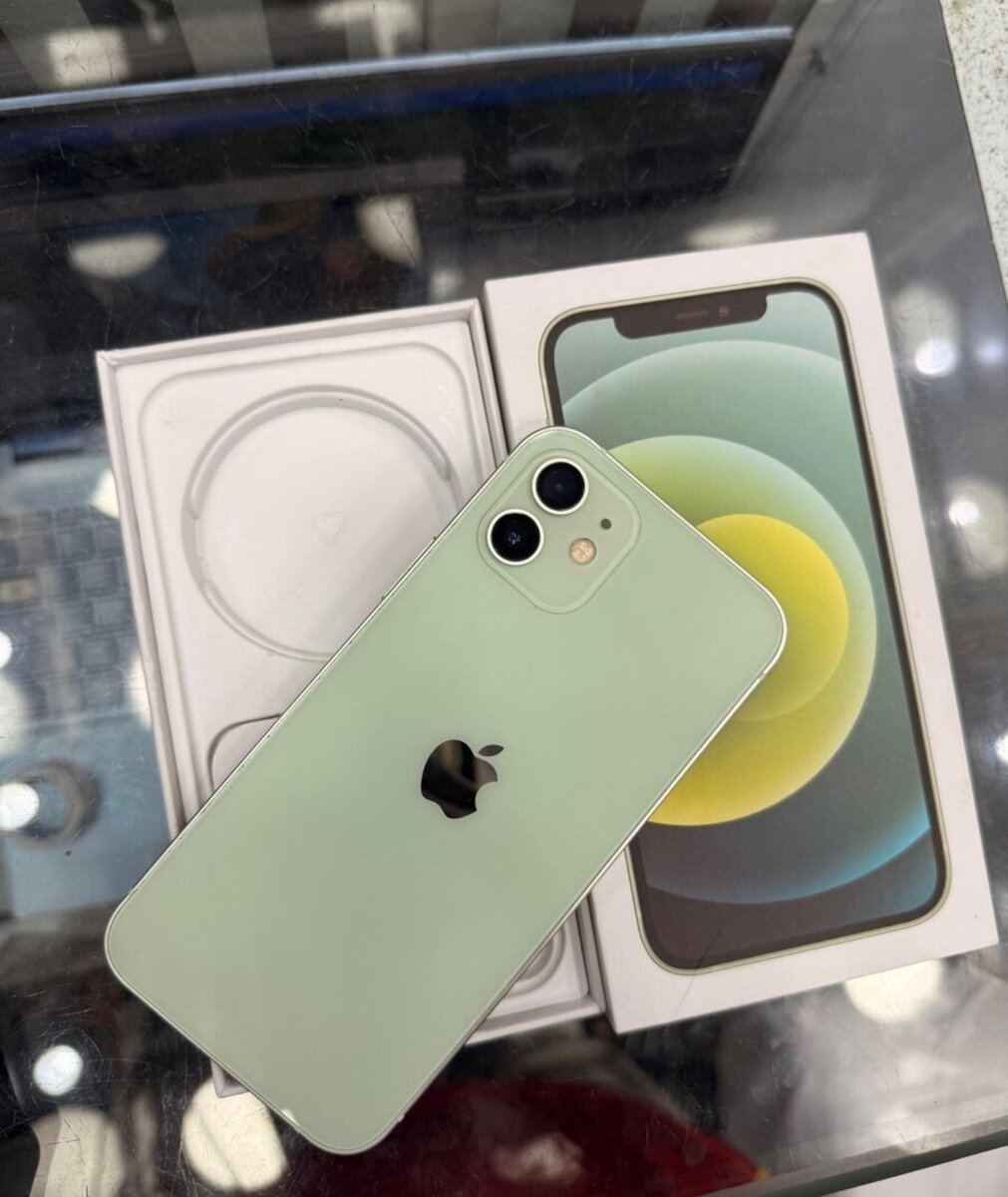 iPhone 12 Vert Neuf avec Boîte