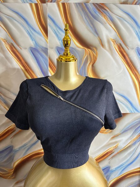 Top court zippé tendance