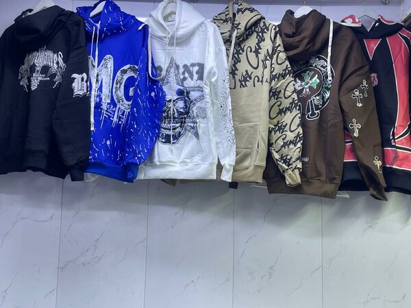 PULL DE MARQUE