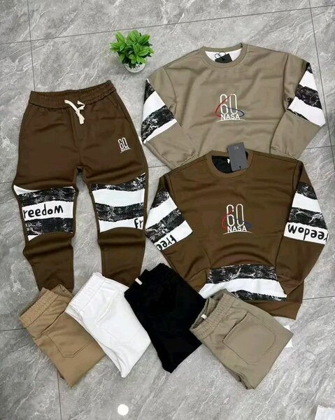 Costumes sport pour hommes élégants