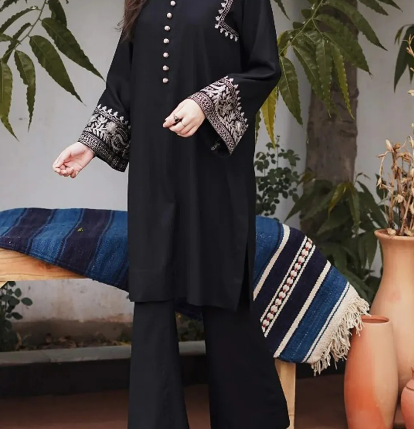 *Naya Libas Embroidary 2pcs*