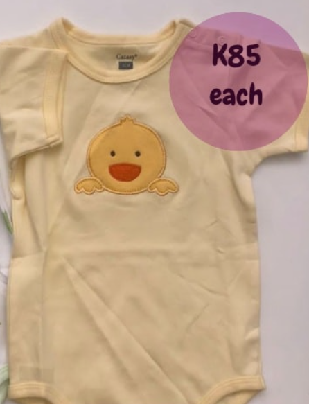 baby suit, yellow, with a little duck