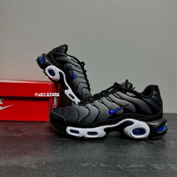 NIKE AIR MAX PLUS ANTHRACITE