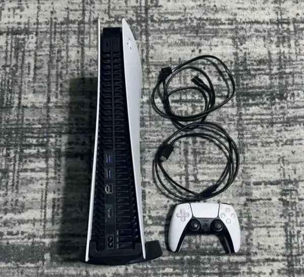 Console PS5 Slim Edition + Manette sans Fil