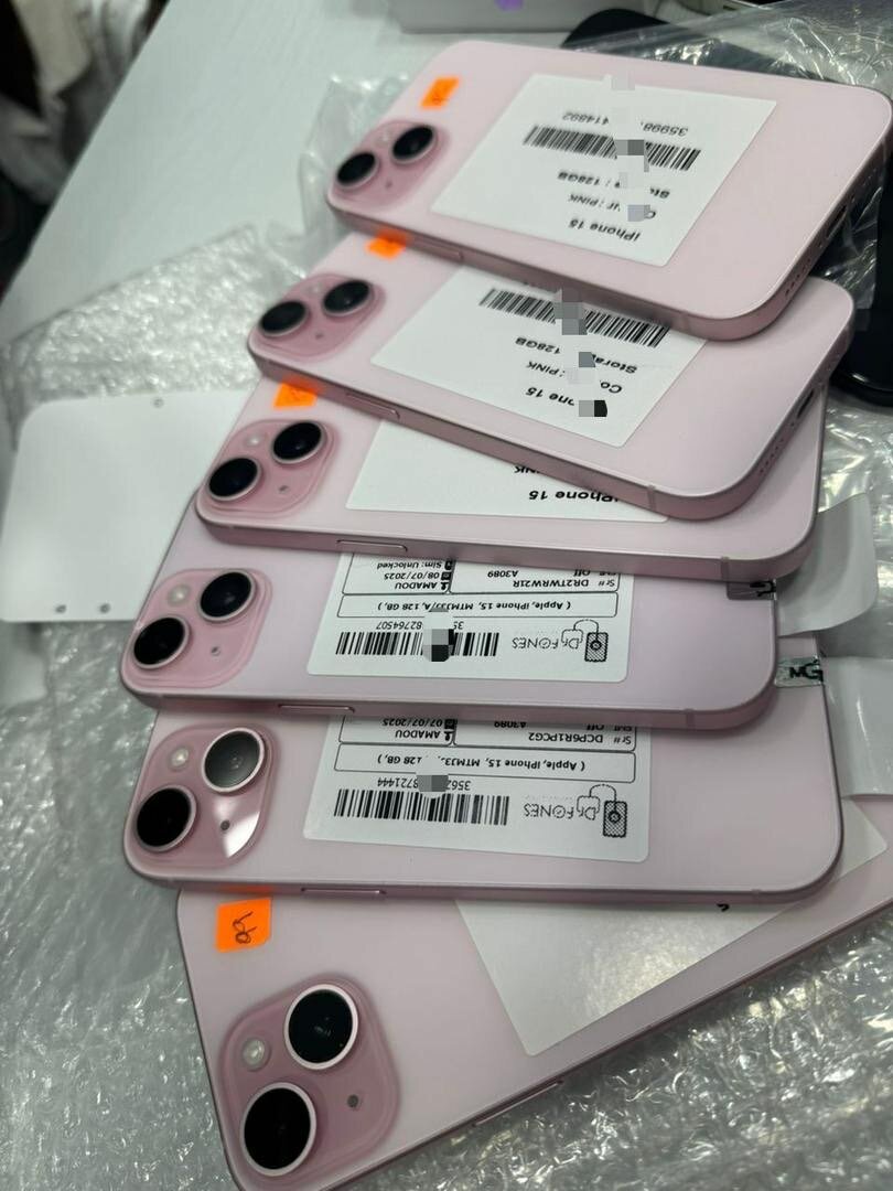 iPhone 15 - Couleurs variées