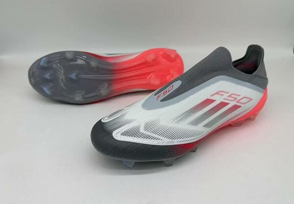 Chaussures de foot Adidas F50