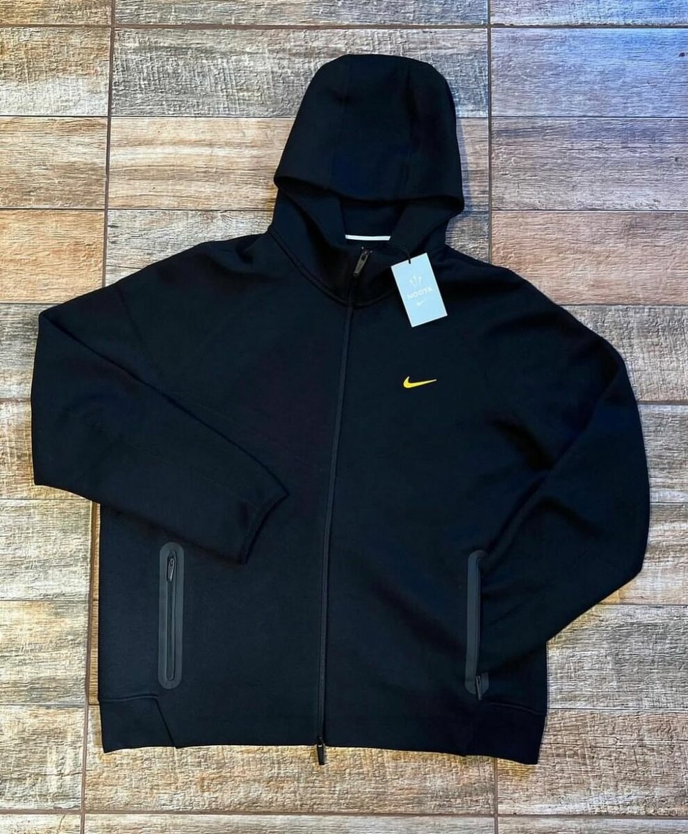 NIKE TECH FLEECE x NOCTA