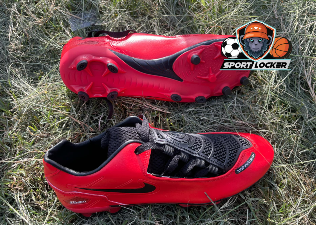  SOCCER CLEATS 