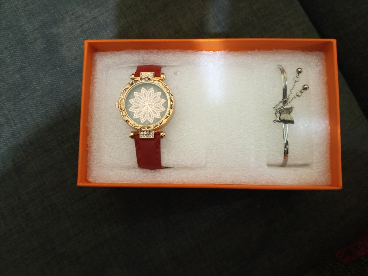 Montre élégante set bijoux