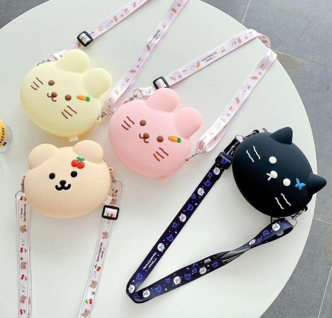 Сумочки так же есть ОПТОМ