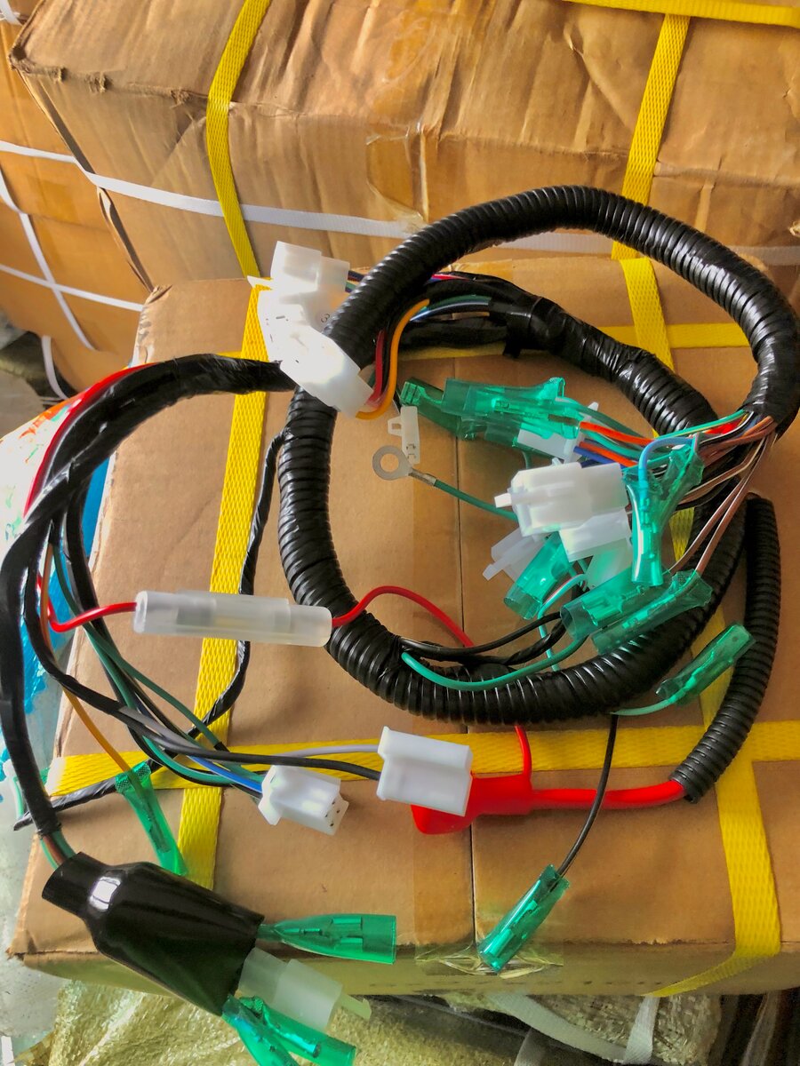 Faisceau de câbles moto aloba