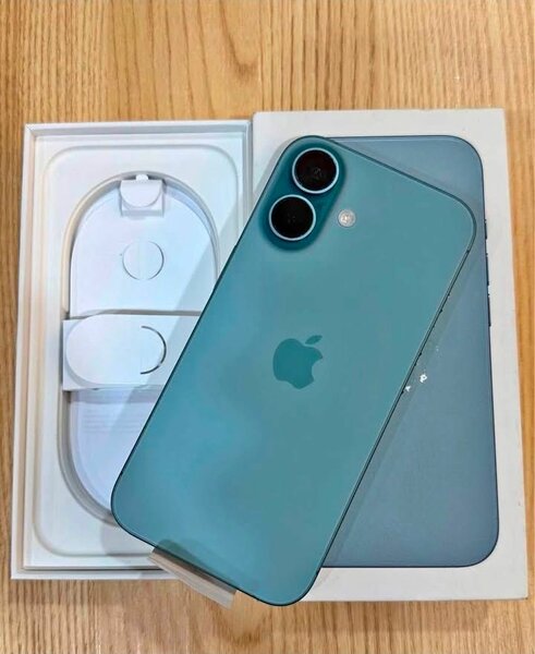 Apple iPhone 16 bleu