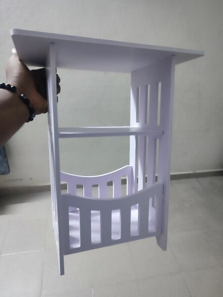 Table de chevet blanche moderne