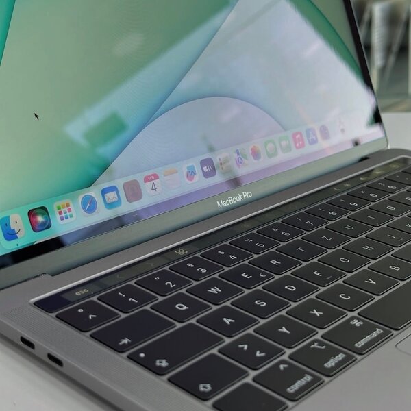 MacBook Pro 2022 | M2