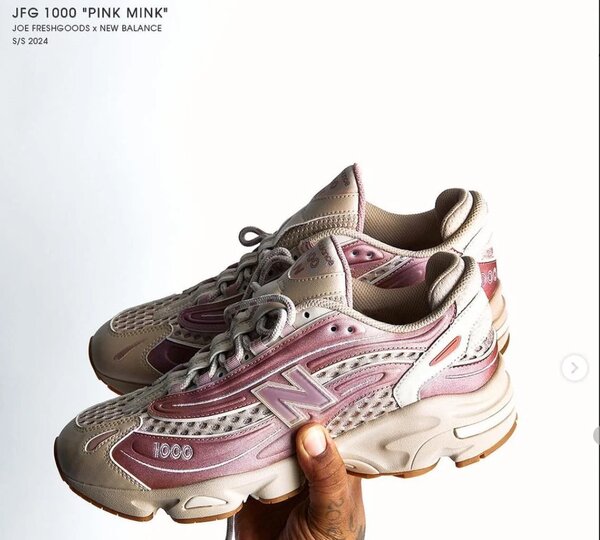 New Balance 1000 « Pink Mink » ( vendu dans son carton)