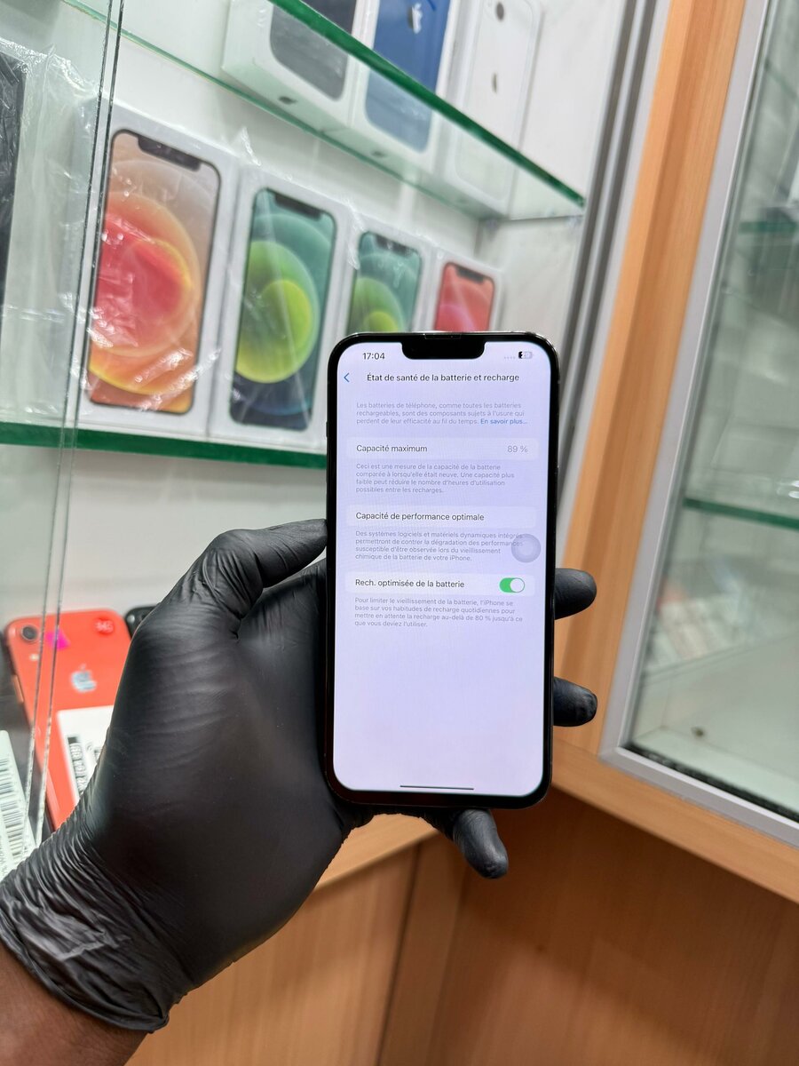 13 Pro max 256Go écrans changé