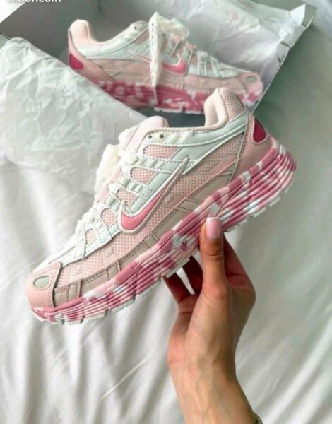 Nike p-6000