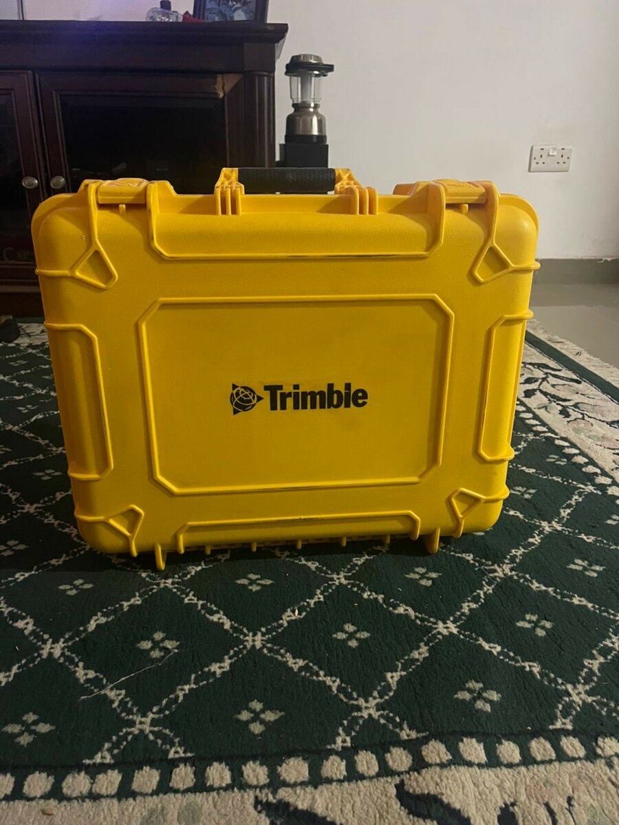 Trimble R8 model 3