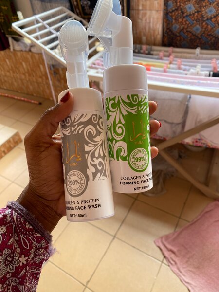 Mousse nettoyante collagène