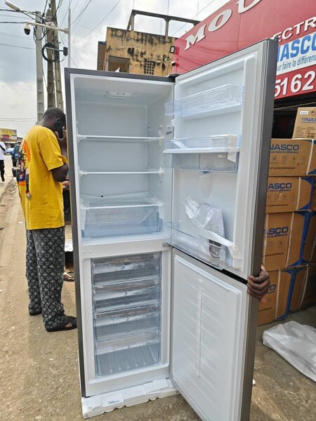 Réfrigérateur Hisense porte double