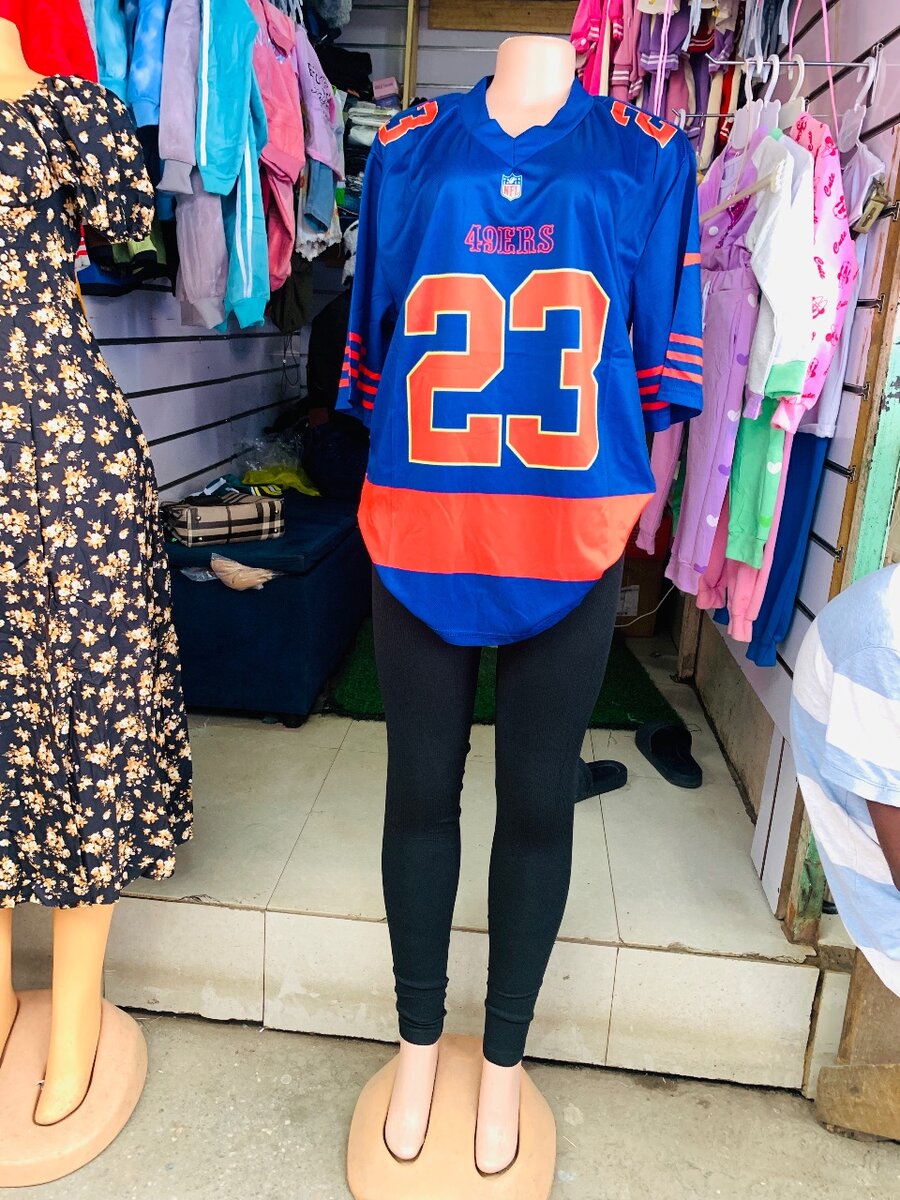 Croped baseball shirts