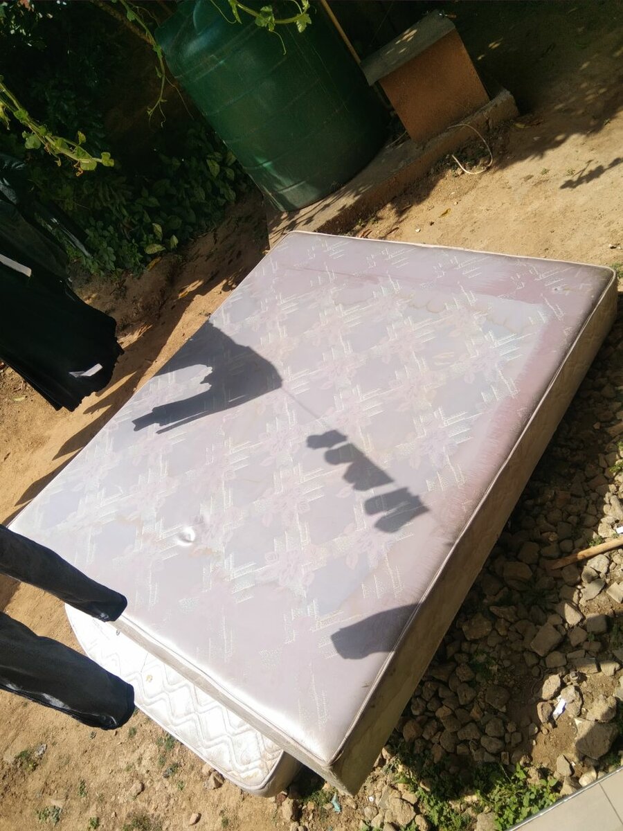 King  size bed and matress