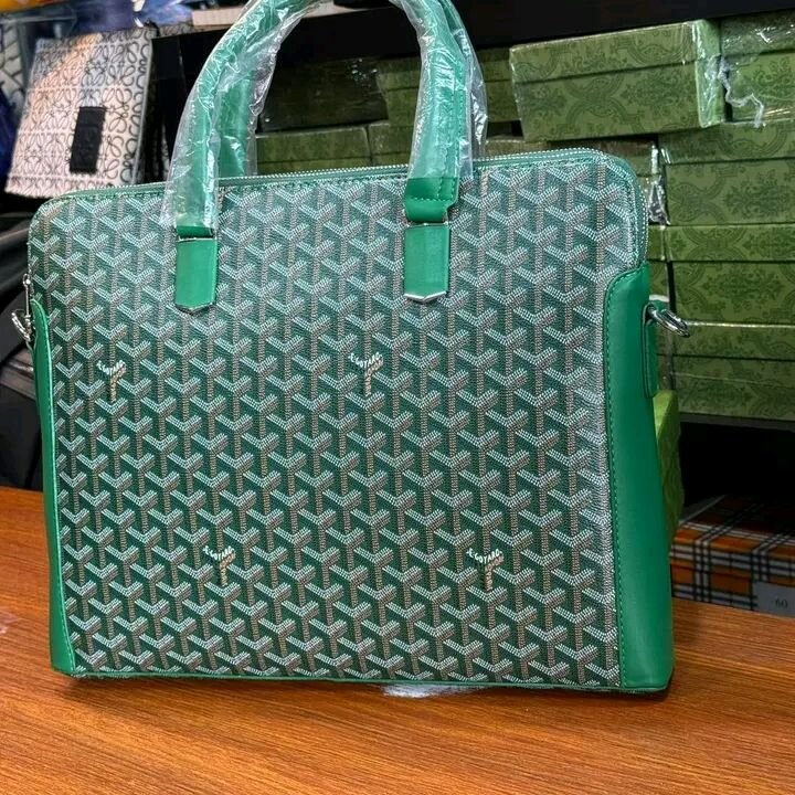 Sac à main en cuir Goyard pour homme et femme