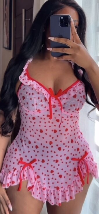 Women's Pink beautiful nightgown 