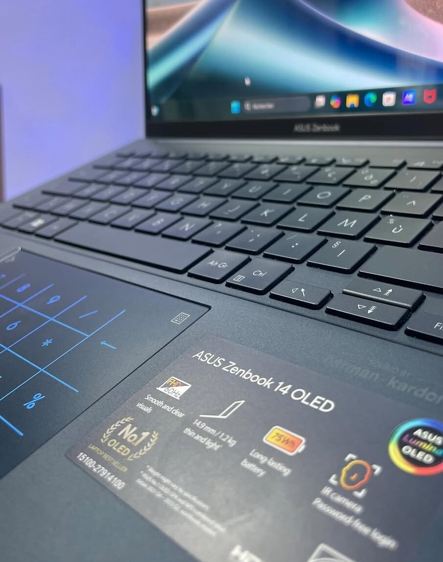ASUS Zenbook 14 OLED