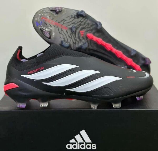 Chaussures de football Predator