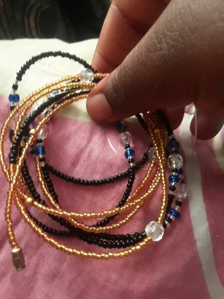 Waist beads