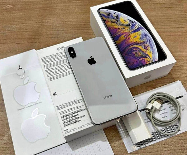 iPhone Xs 64 Go Argent