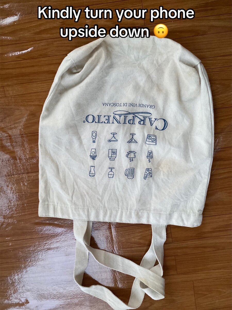 Tote bag