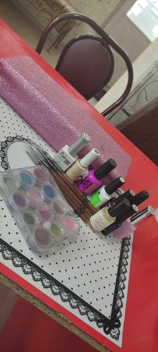 Материалы для маникюра