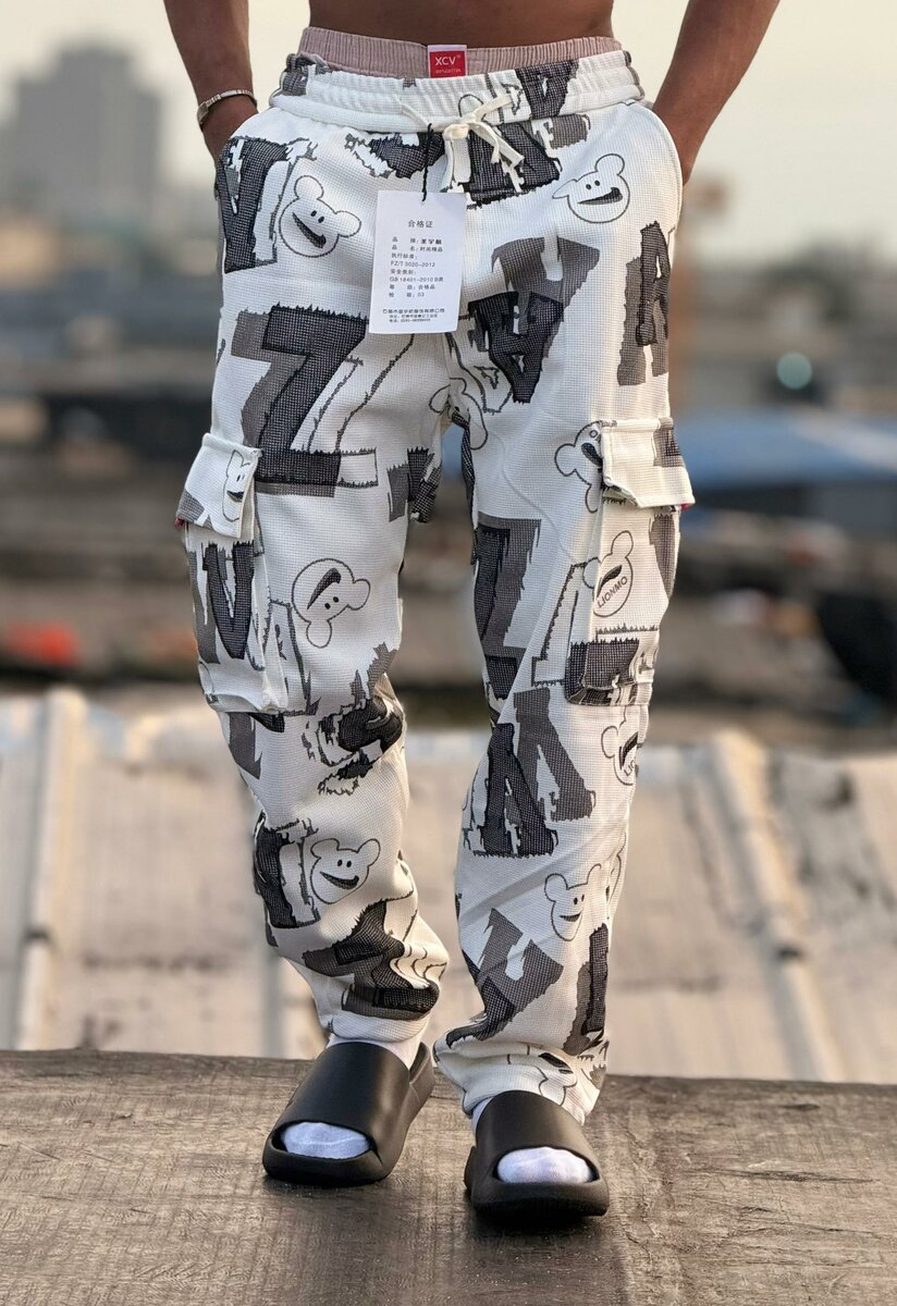 Pantalon cargo imprimé tendance