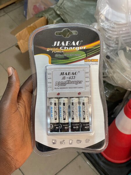 Chargeur Digital AA AAA Jiabao