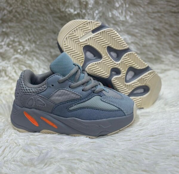 Baskets enfants tendance