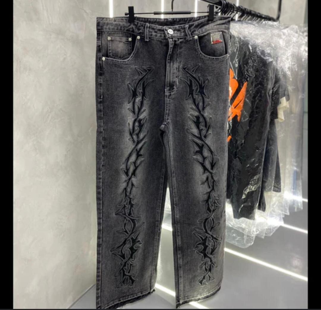 Jean brodé tendance