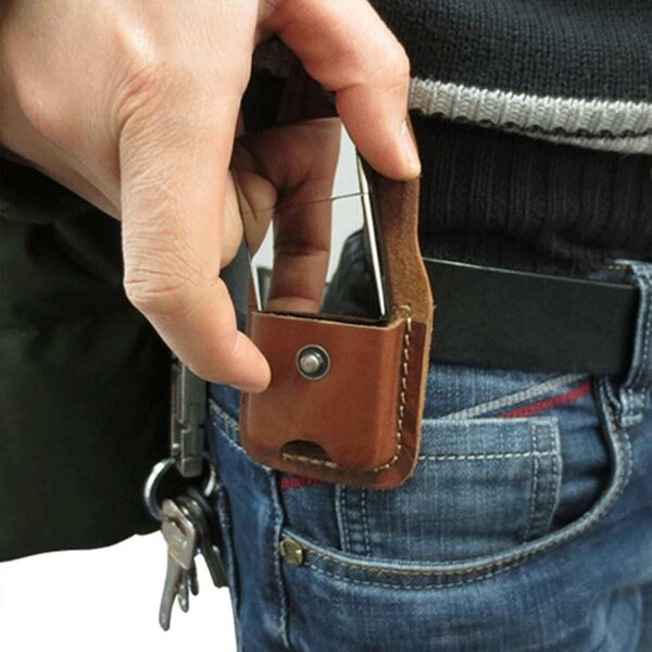 Étui en cuir pour briquet