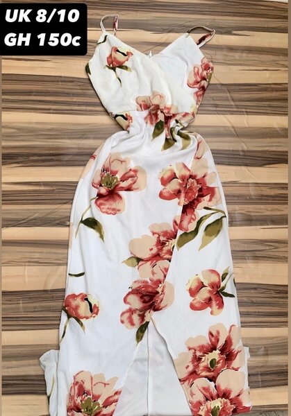 Flower patterned bodycon dress