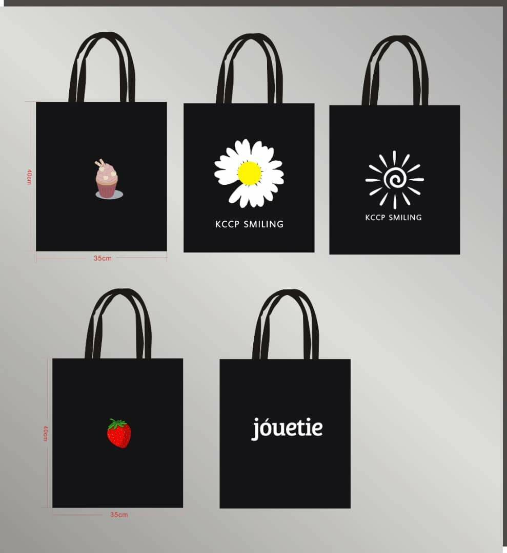 Tote bags