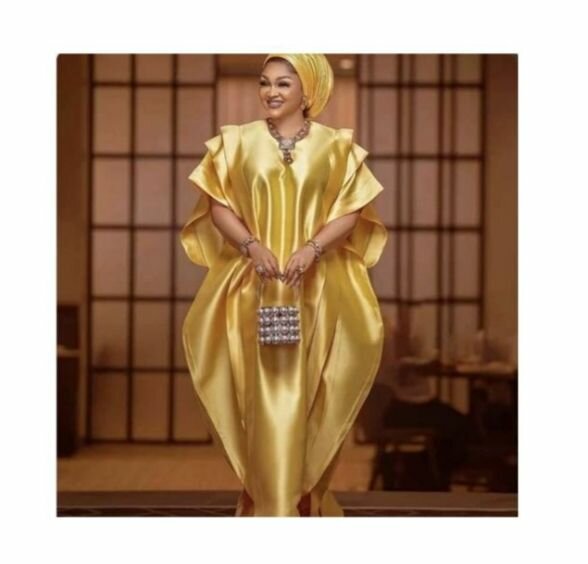 Robe Kaftan Dorée Élégante