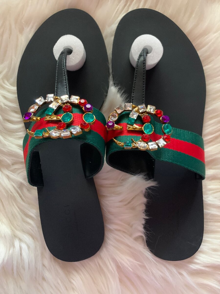 Gucci slippers