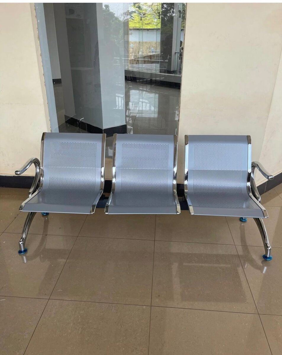 3 SEATER WAITING CHAIR