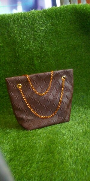 Leather tote handbags