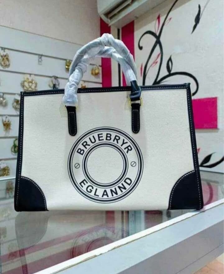 Sac à main élégant en cuir